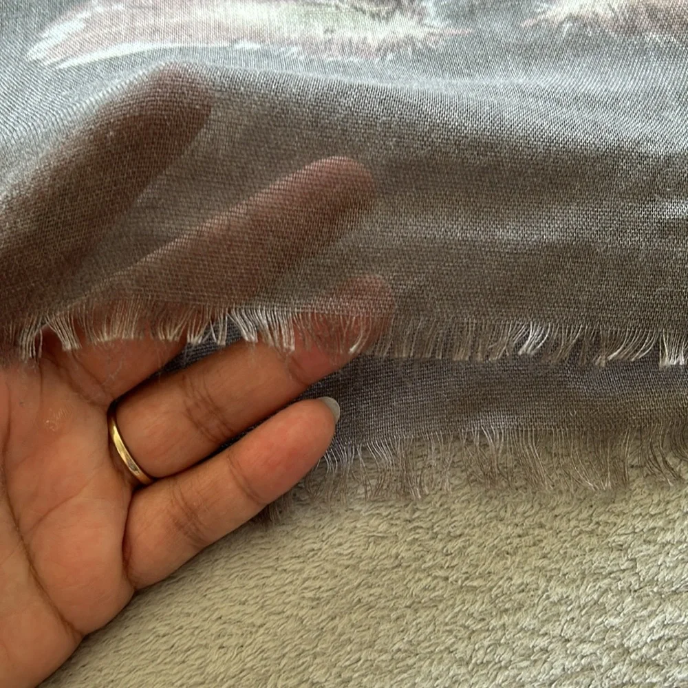 Simply Vera | Womens Oversized Feather Print Shawl/Scarf w/ Fringe - Size OS - Picture 6 of 11